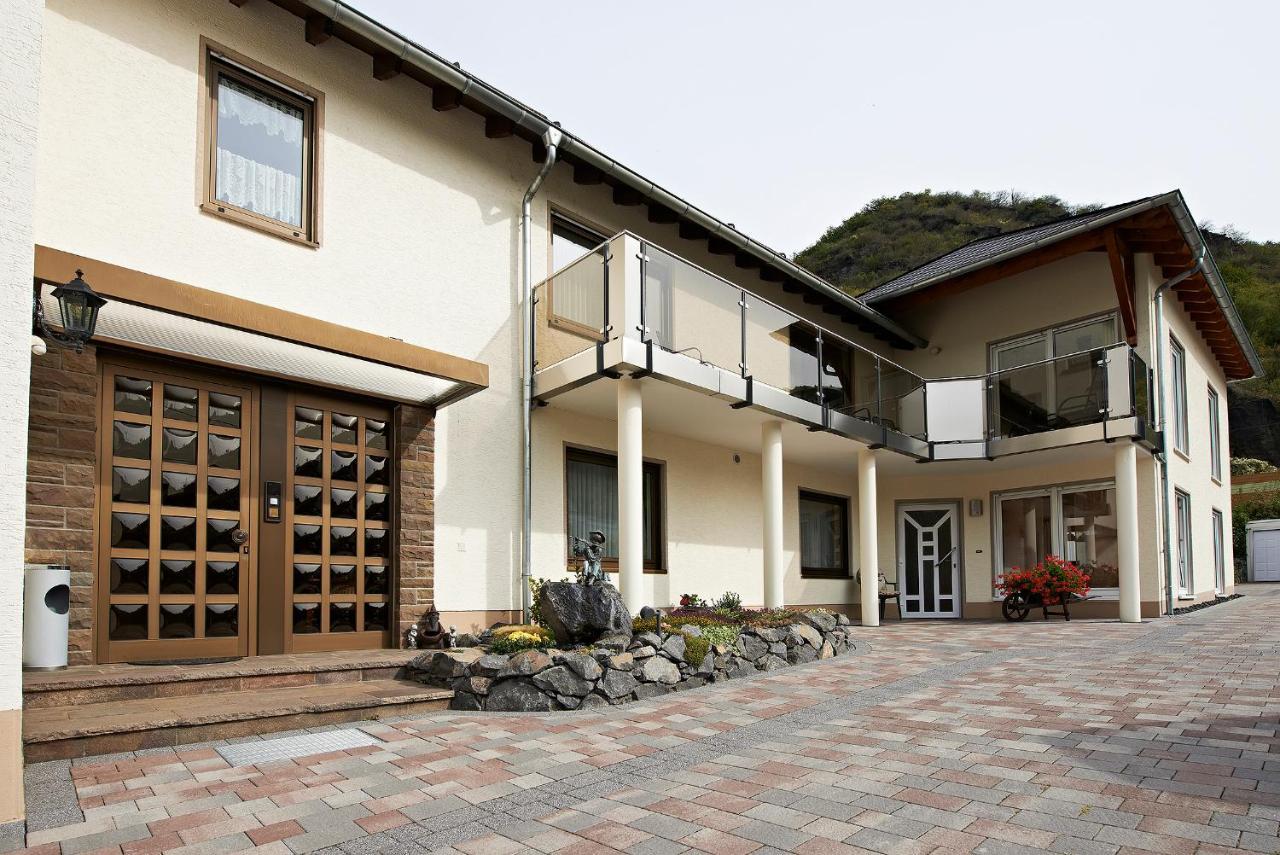 Hotel & Restaurant Krone Kestert Bagian luar foto